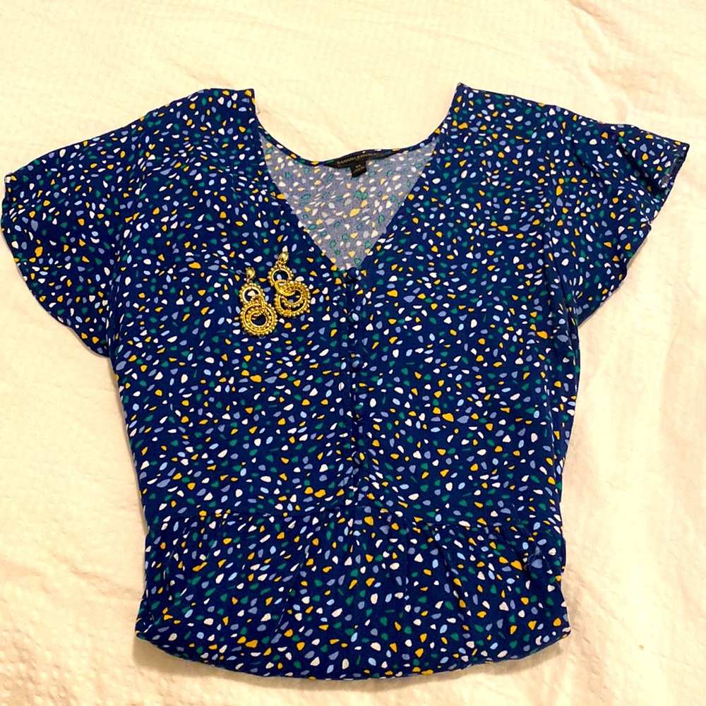 Flutter-sleeve dress